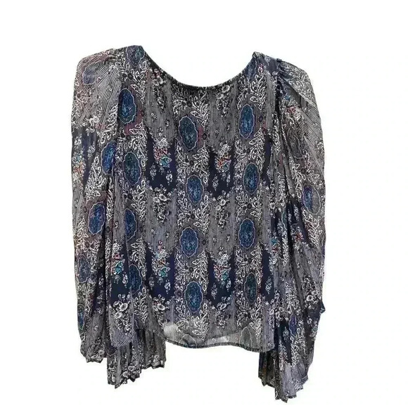 Fire Los Angeles Boho Batwing Navy Floral Blouse Size S, Pre-Owned - Picture 6 of 6